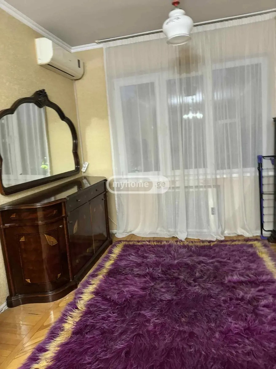 გამსახურდია ზ. გამზ.  - 3 rooms