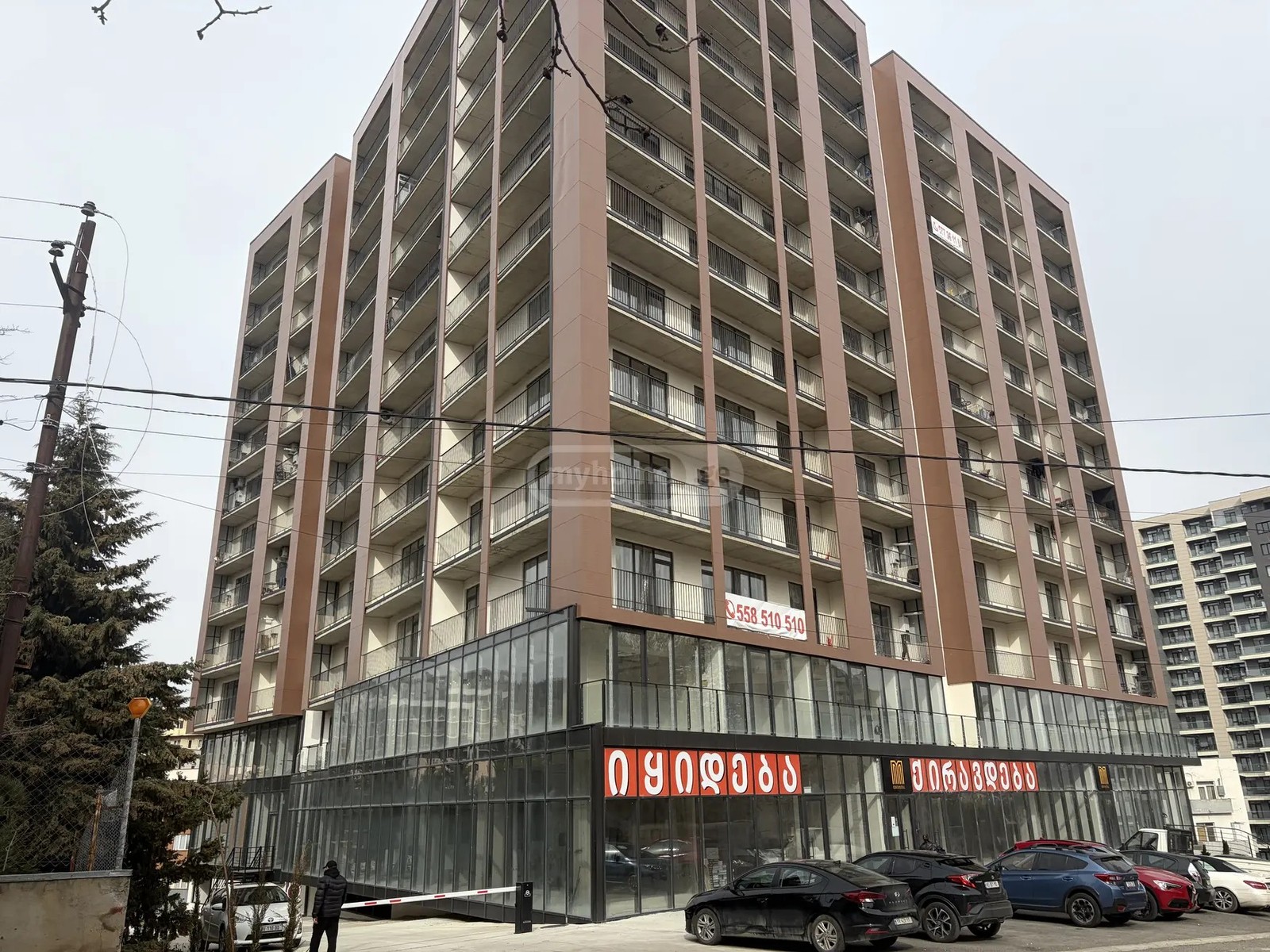 პოლიტკოვსკაია ა. ქ. (ჯიქია) 40ა - 4 rooms