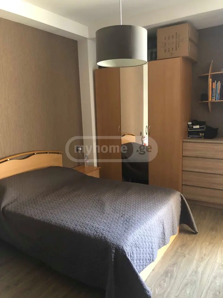 გიორგი ბრწყინვალეს I შეს. 26 - 3 rooms