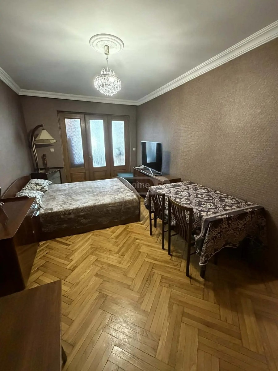 ჭავჭავაძე ი. ქუჩა 6 - 2 rooms