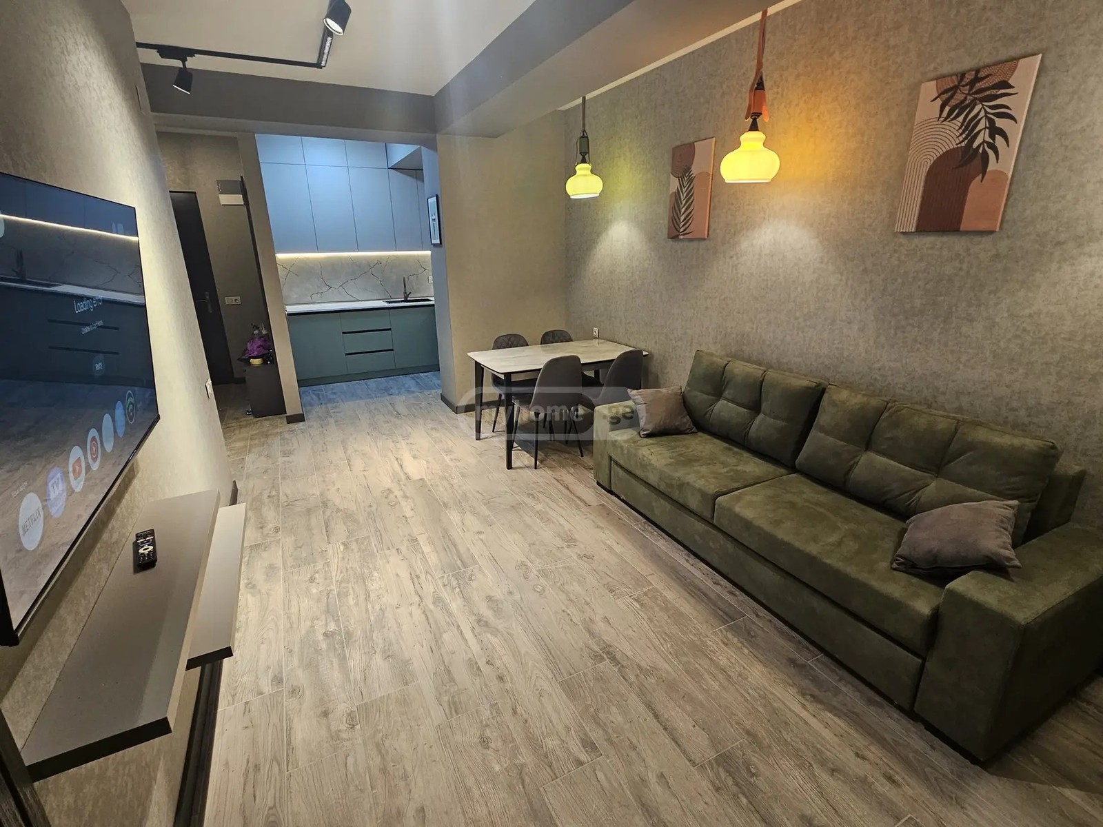 ნინუა ვ. ქ. (ყოფ. ტრიკოტაჟის ქ.) 3 - 2 rooms