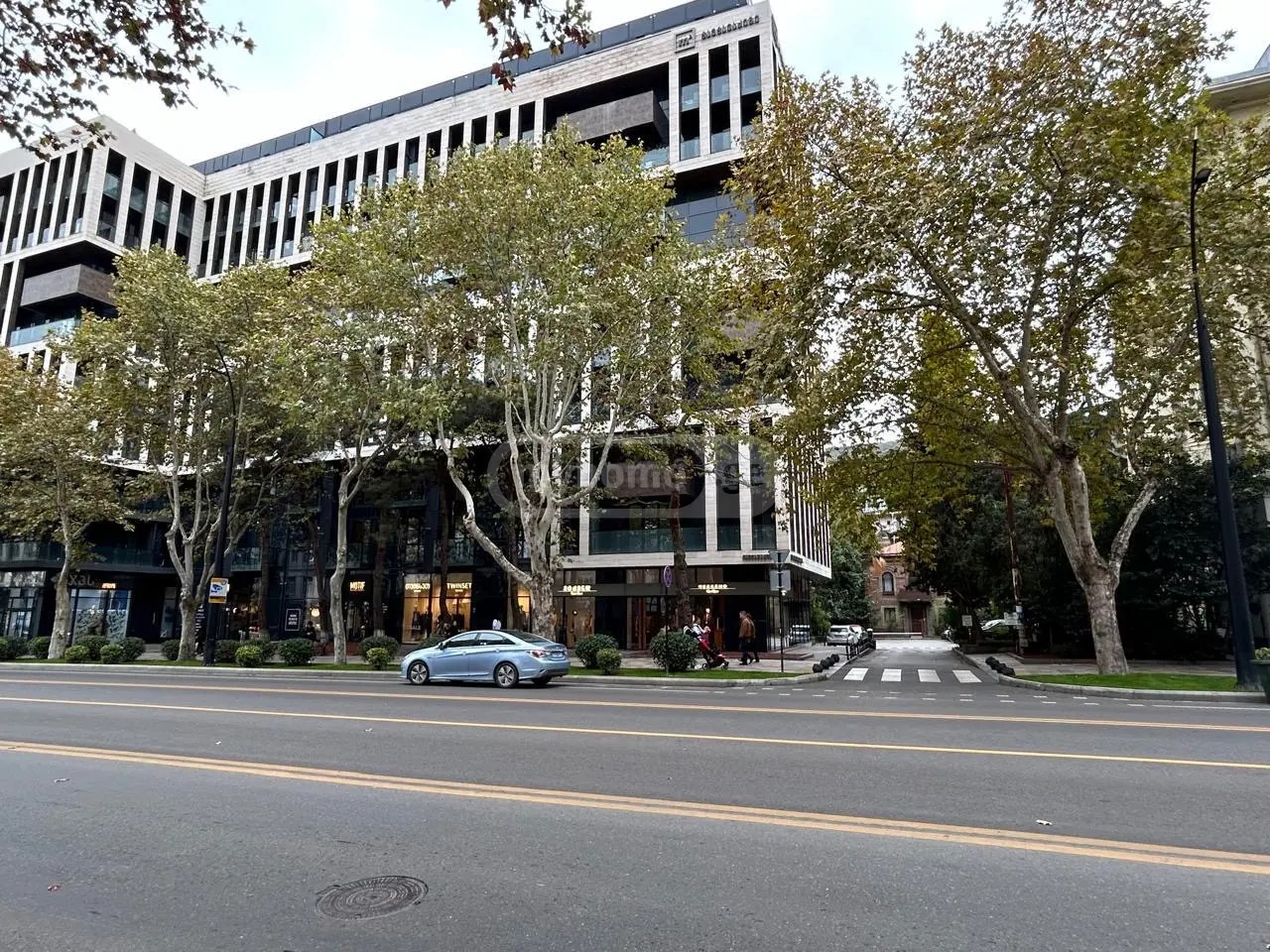 ჭავჭავაძე ი. გამზირი 50 - 3 rooms