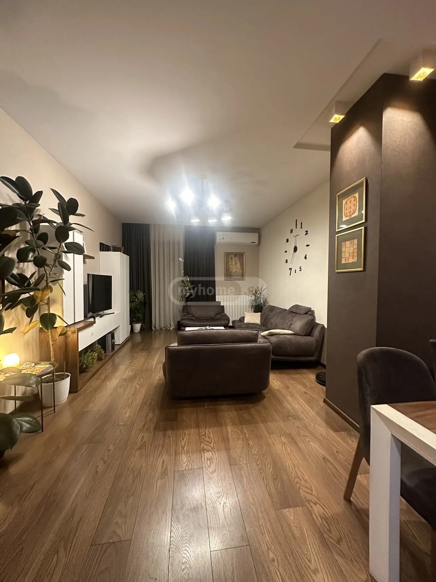 რობაქიძე გრ. გამზ.  - 3 rooms