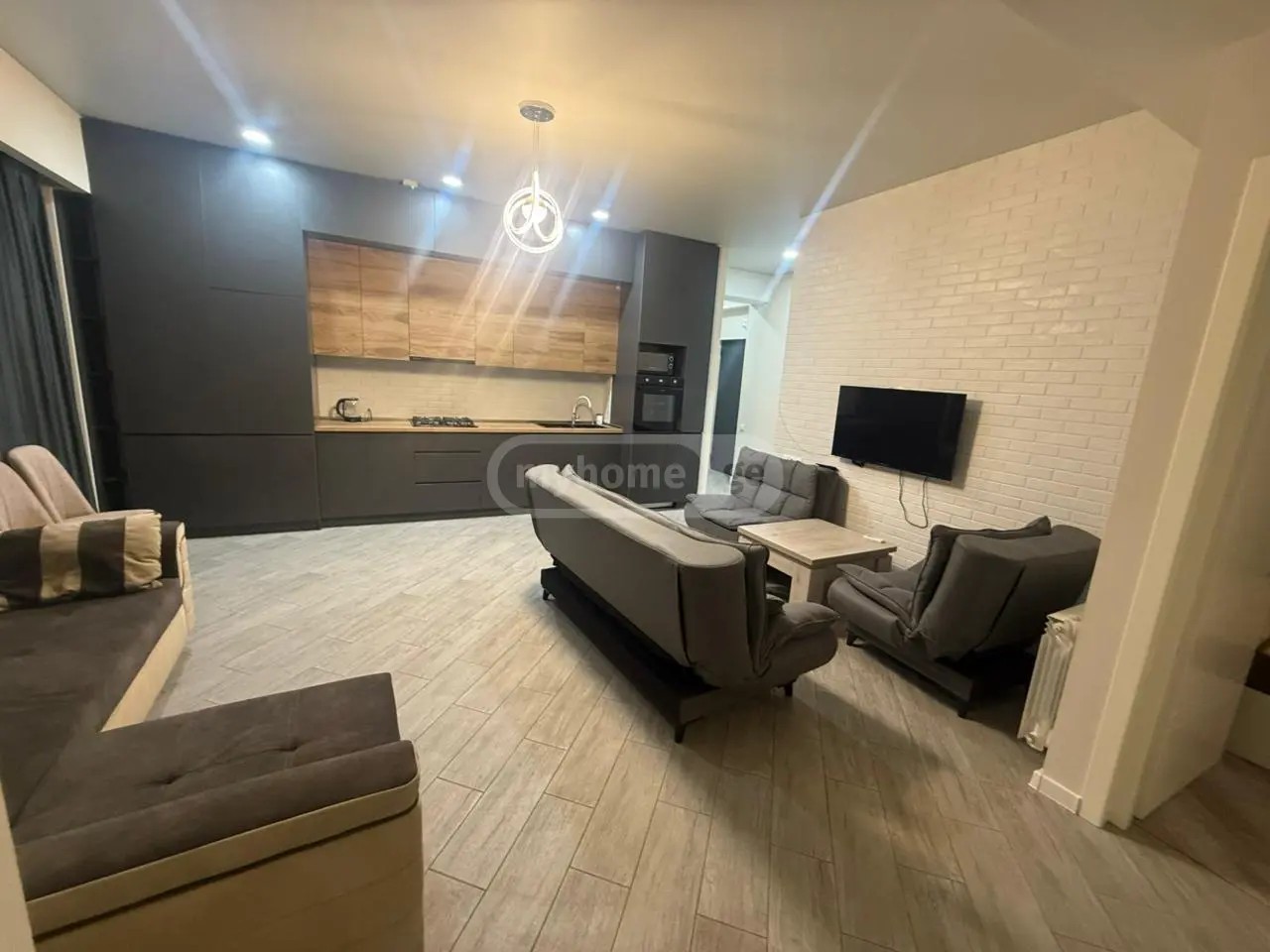 გიორგი ბრწყინვალეს ქ. 36 - 4 rooms