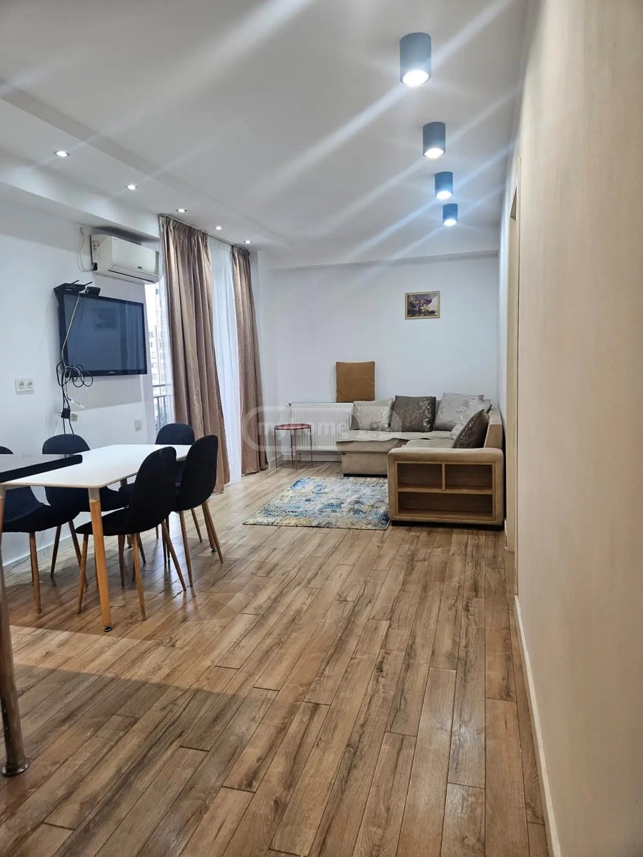 პეტრე იბერის ქ. 16 - 3 rooms