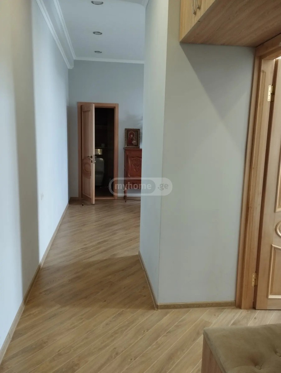 თამარ მეფის ქ. 87 - 3 rooms