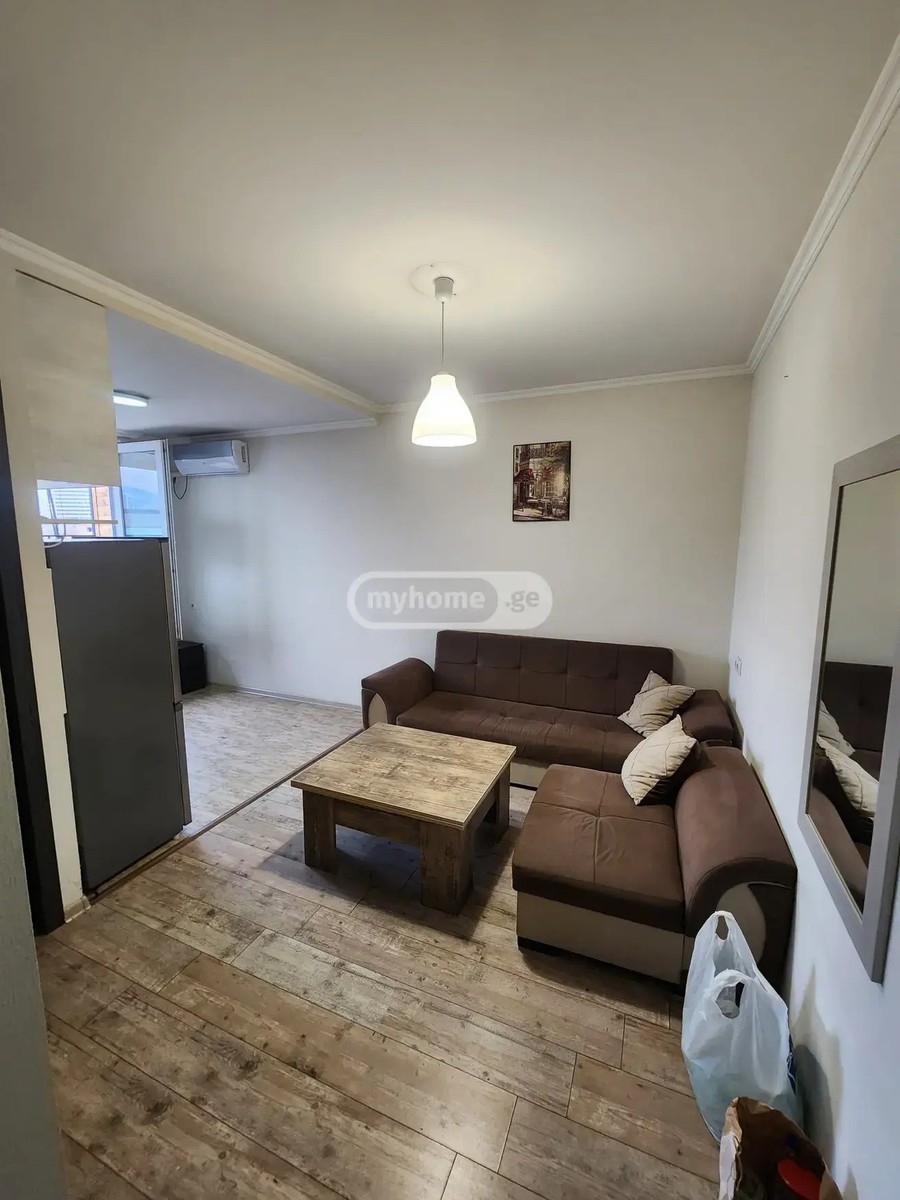 ბახტრიონის ქ.  - 1 rooms