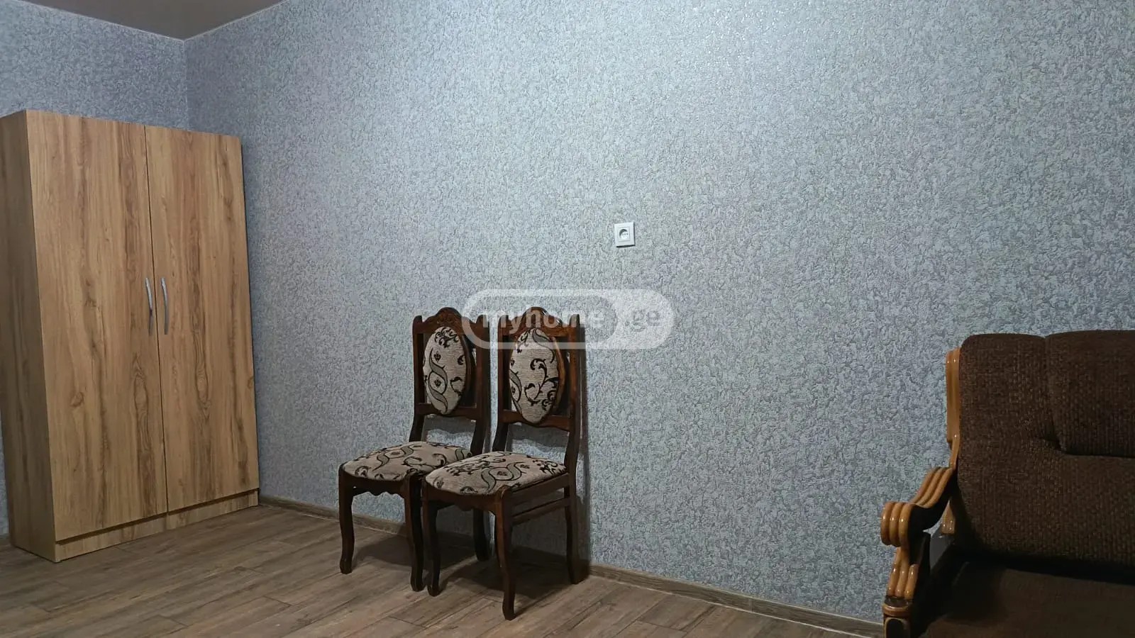 სულხან-საბას გამზ.  - 1 rooms