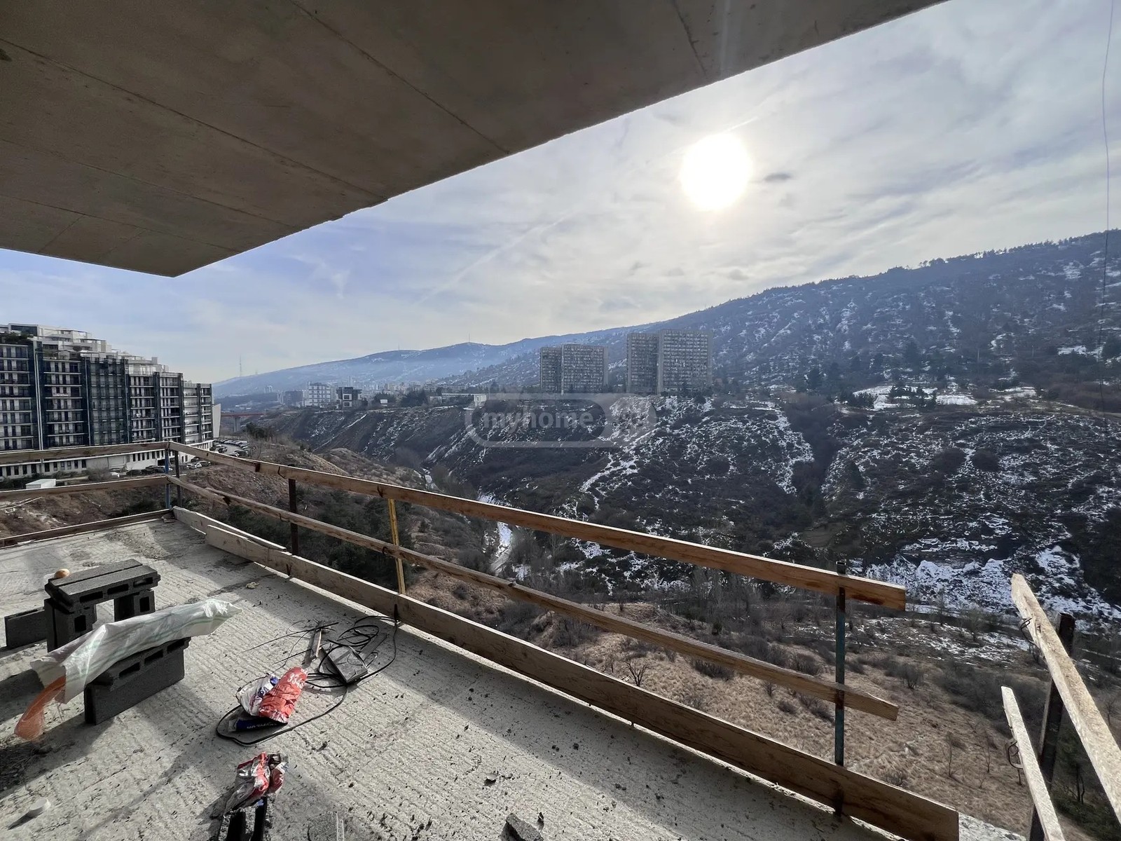 გიორგი დანელიას ქუჩა 22 - 4 rooms