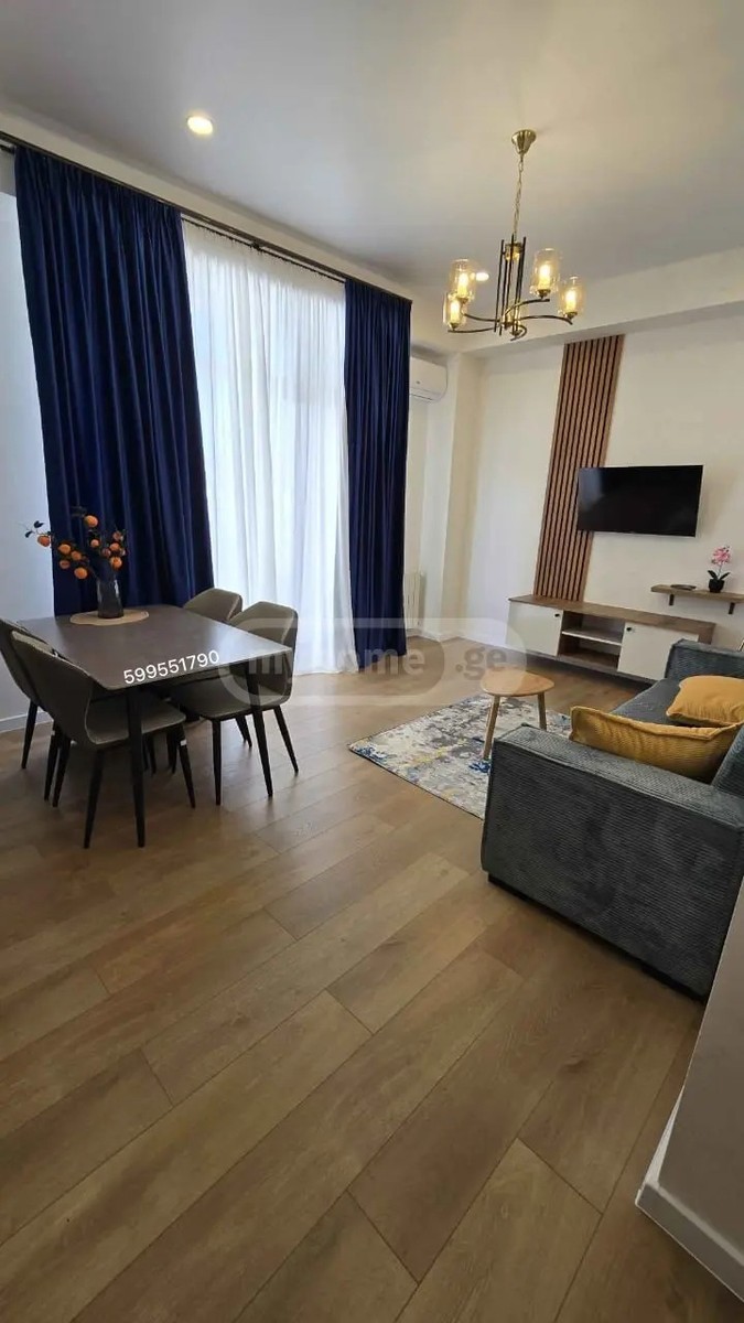 ვეფხისტყაოსნის ქ. 35 - 3 rooms