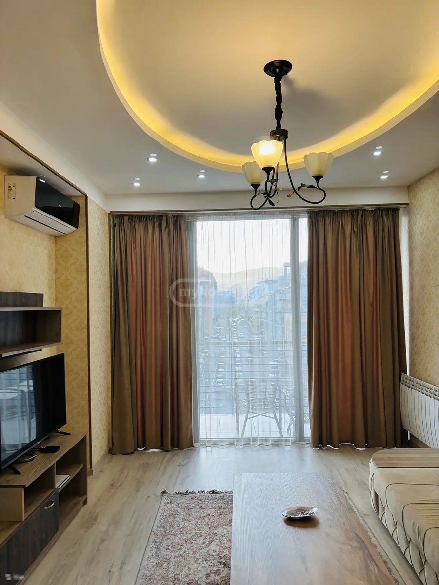 უნივერსიტეტის ქ. 5 - 2 rooms