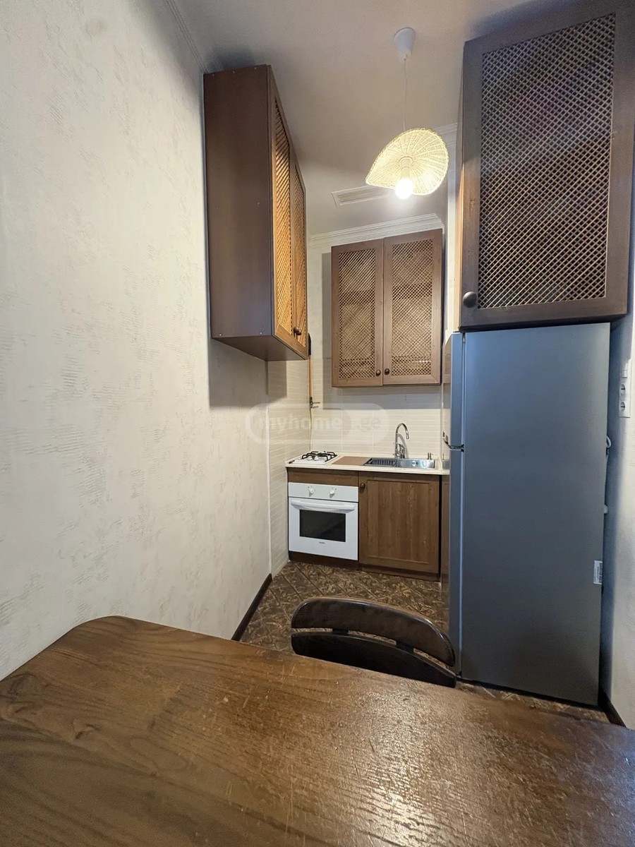 ყაზბეგის გამზ. 32 - 3 rooms