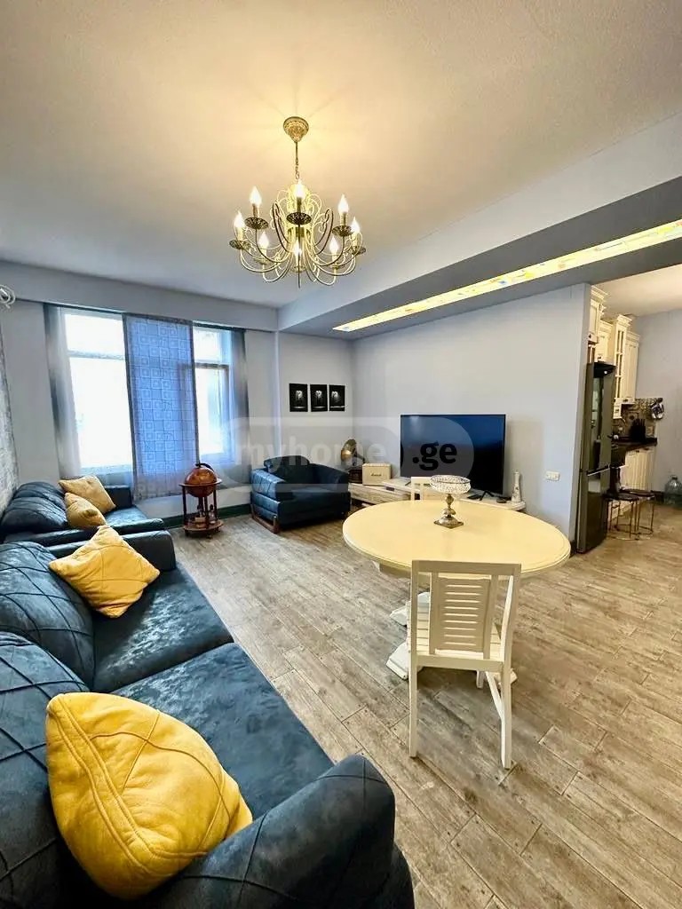 თაყაიშვილი ე. ქ. 5 - 3 rooms