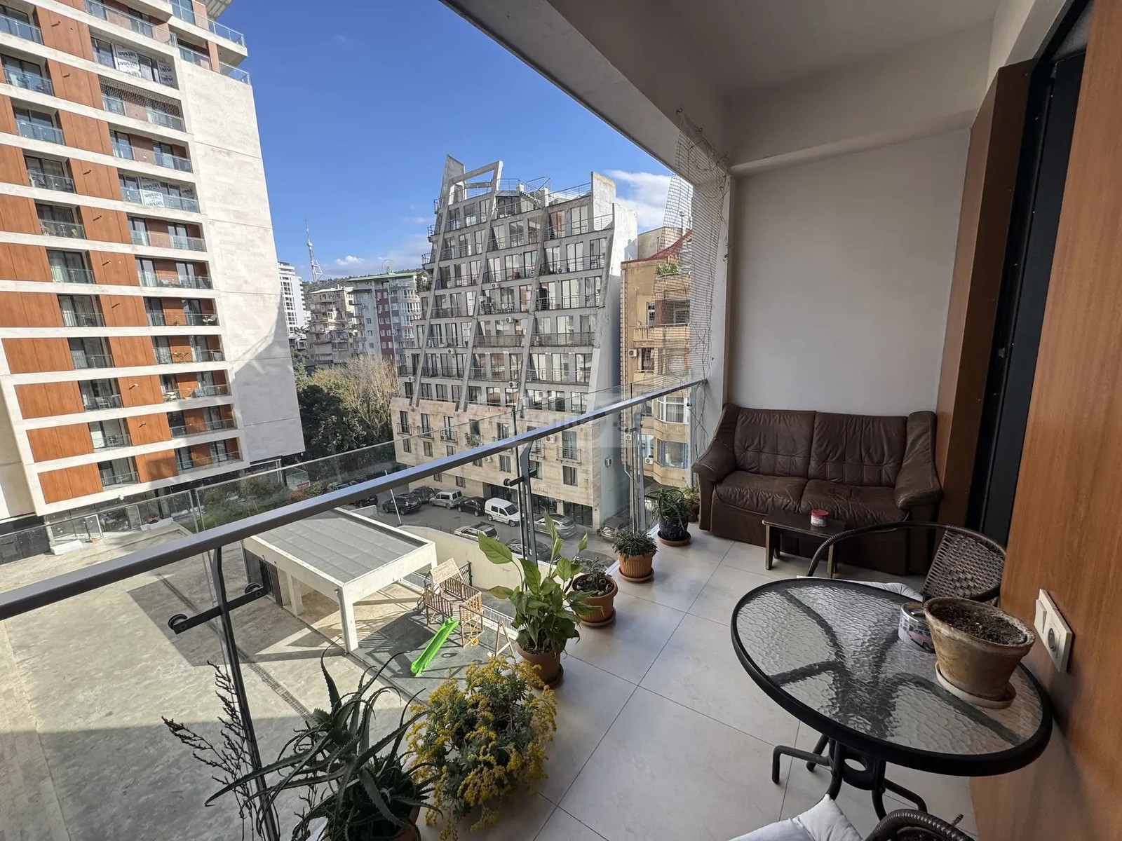 ჭავჭავაძე ი. გამზირი  - 2 rooms