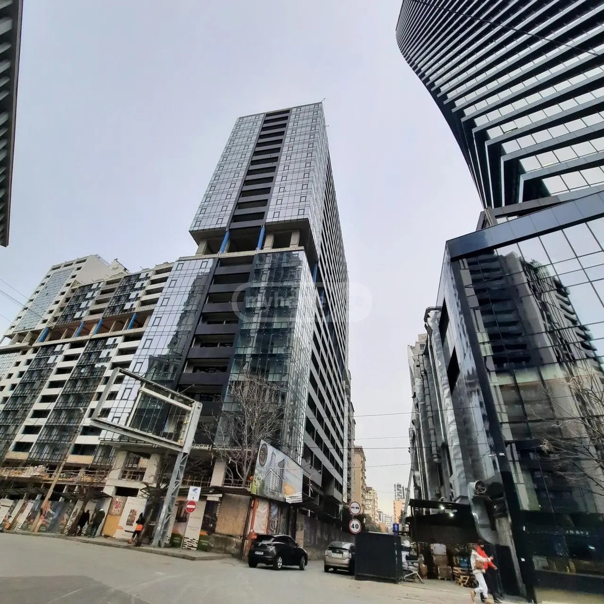 ყიფშიძე ნ. ქ. 1 - 4 rooms