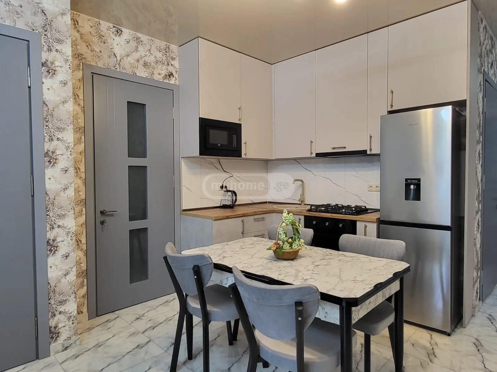 ანგისის 3 ჩიხი  - 3 rooms