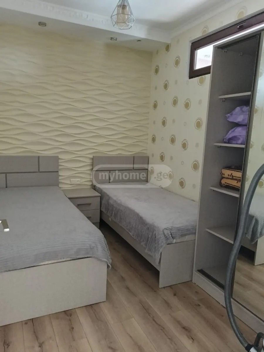 ფრიდონ ხალვაშის გამზ. 364, ბათუმი, საქართველო - 3 rooms