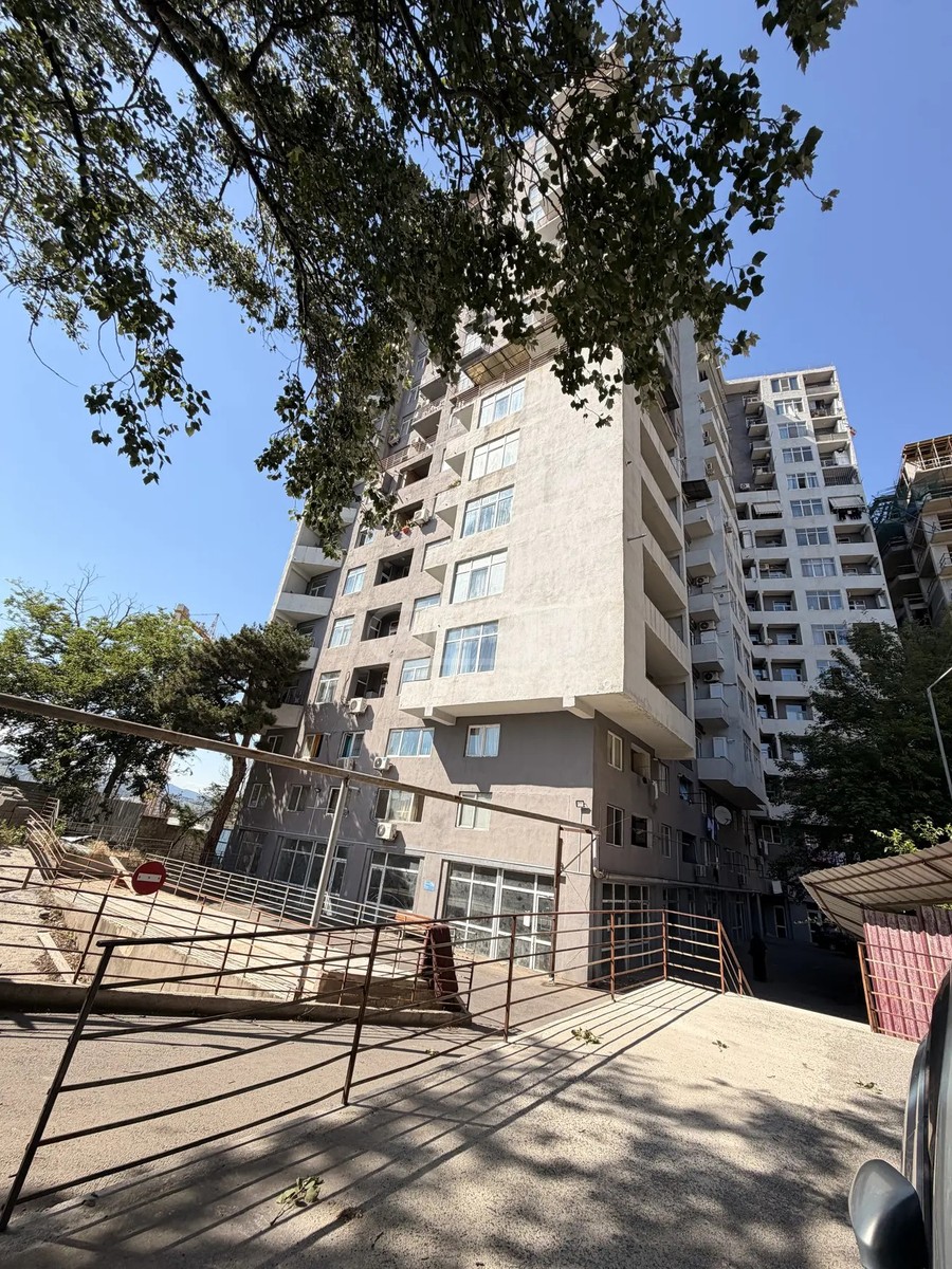 გურამიშვილის გამზირი 196 - 3 rooms