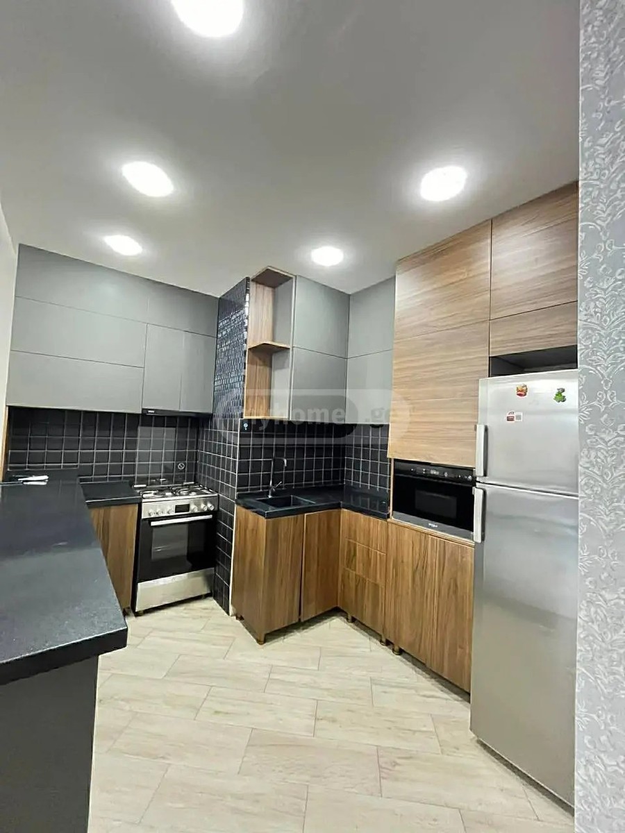 ზუბალაშვილი ს. ქ. 37 - 4 rooms