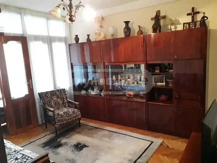 გენერალ ასლან აბაშიძის ქუჩა 5 - 3 rooms