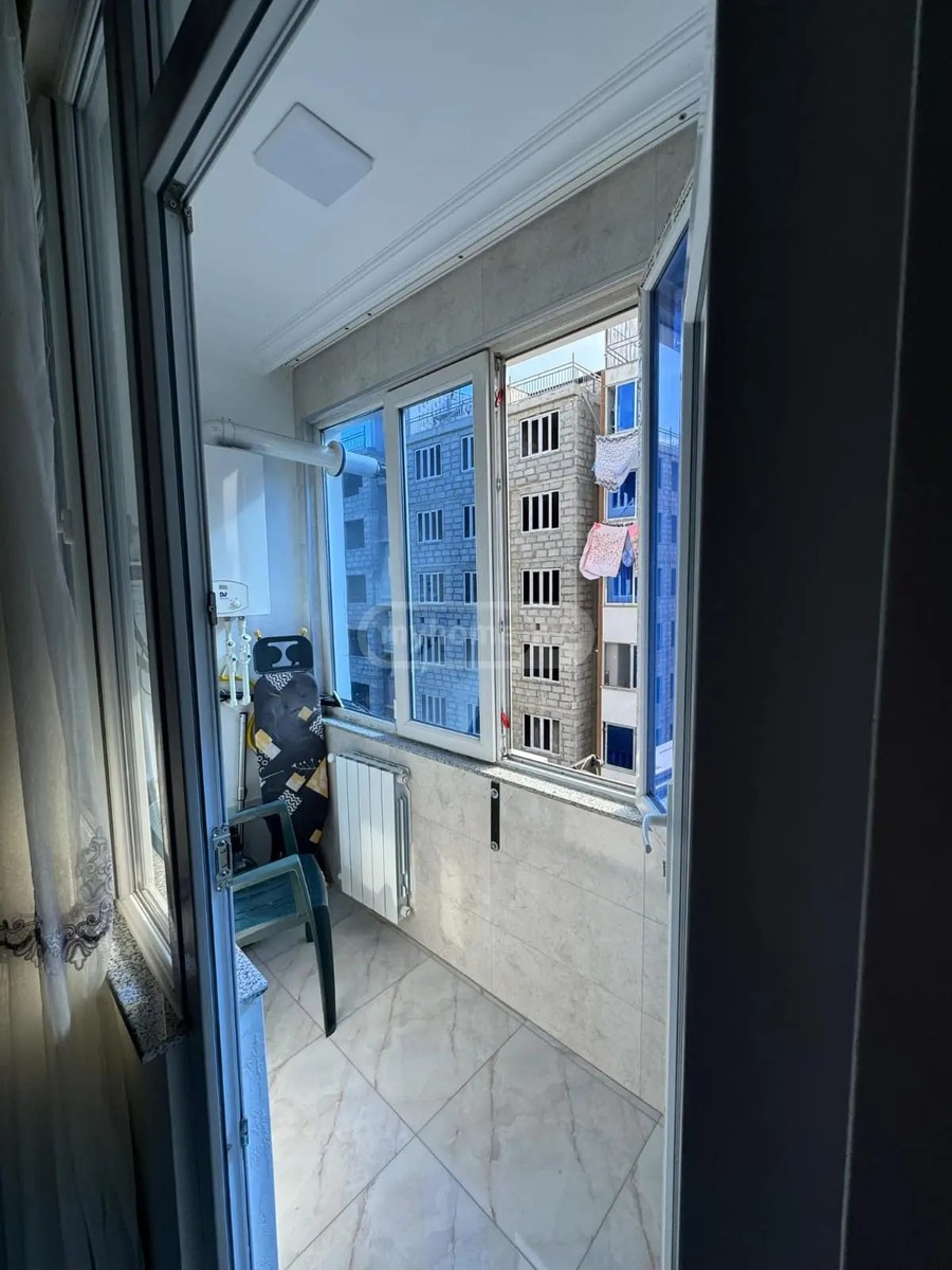 წმინდა ევდემოზ კათოლიკოსის ქ. 1 - 3 rooms