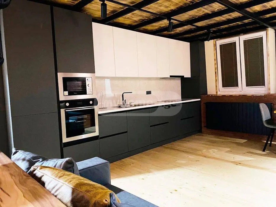 რუსთაველის ქ. 11 - 3 rooms