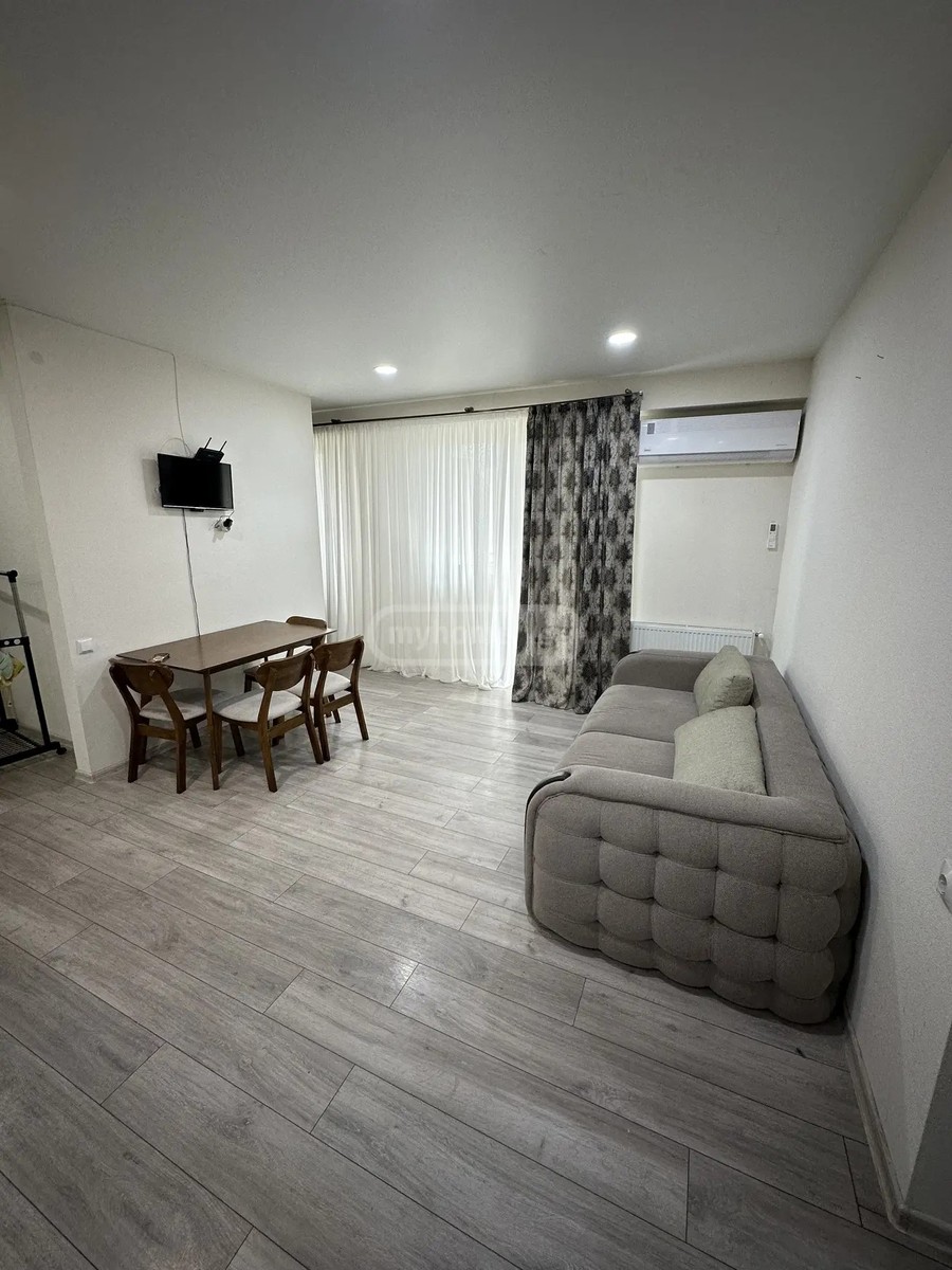 პეტრე იბერის ქ. 7 - 4 rooms