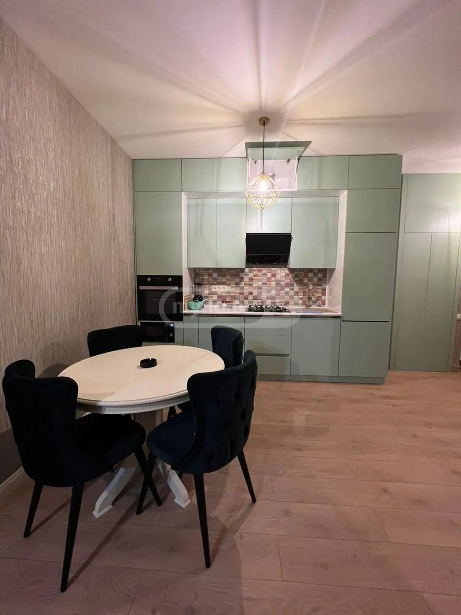 ფიროსმანის ქ. 18 - 3 rooms