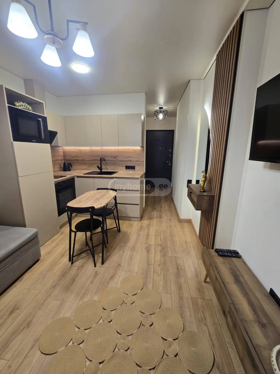 ლორთქიფანიძე გრ. ქ. 24 - 1 rooms