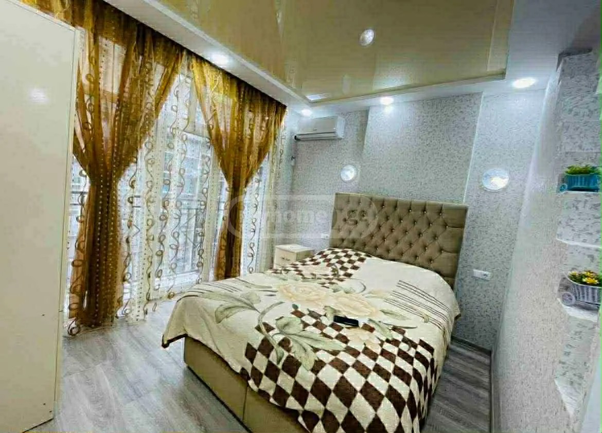 აბუსერიძე ტ. ქ. 32 - 1 rooms