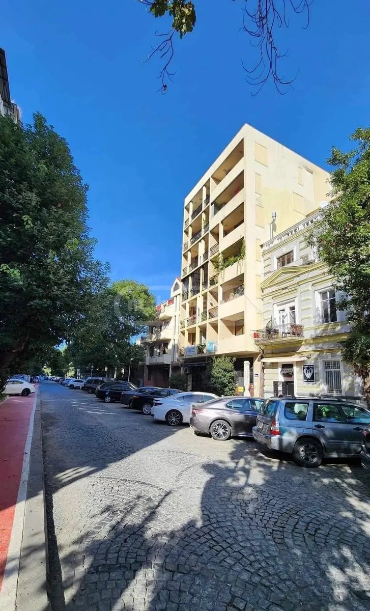 ვაჟა-ფშაველას ქ.  - 3 rooms