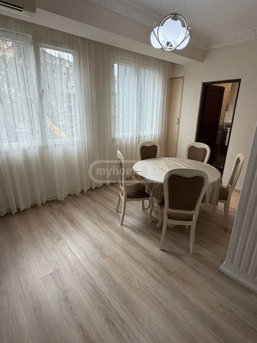 ლორია პ. ქ.  - 1 rooms