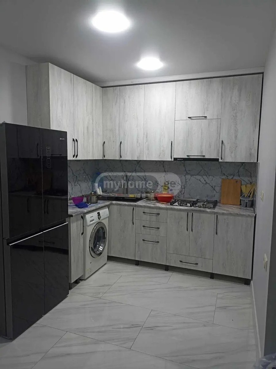 აეროპორტის გზატკეცილი 8 - 3 rooms