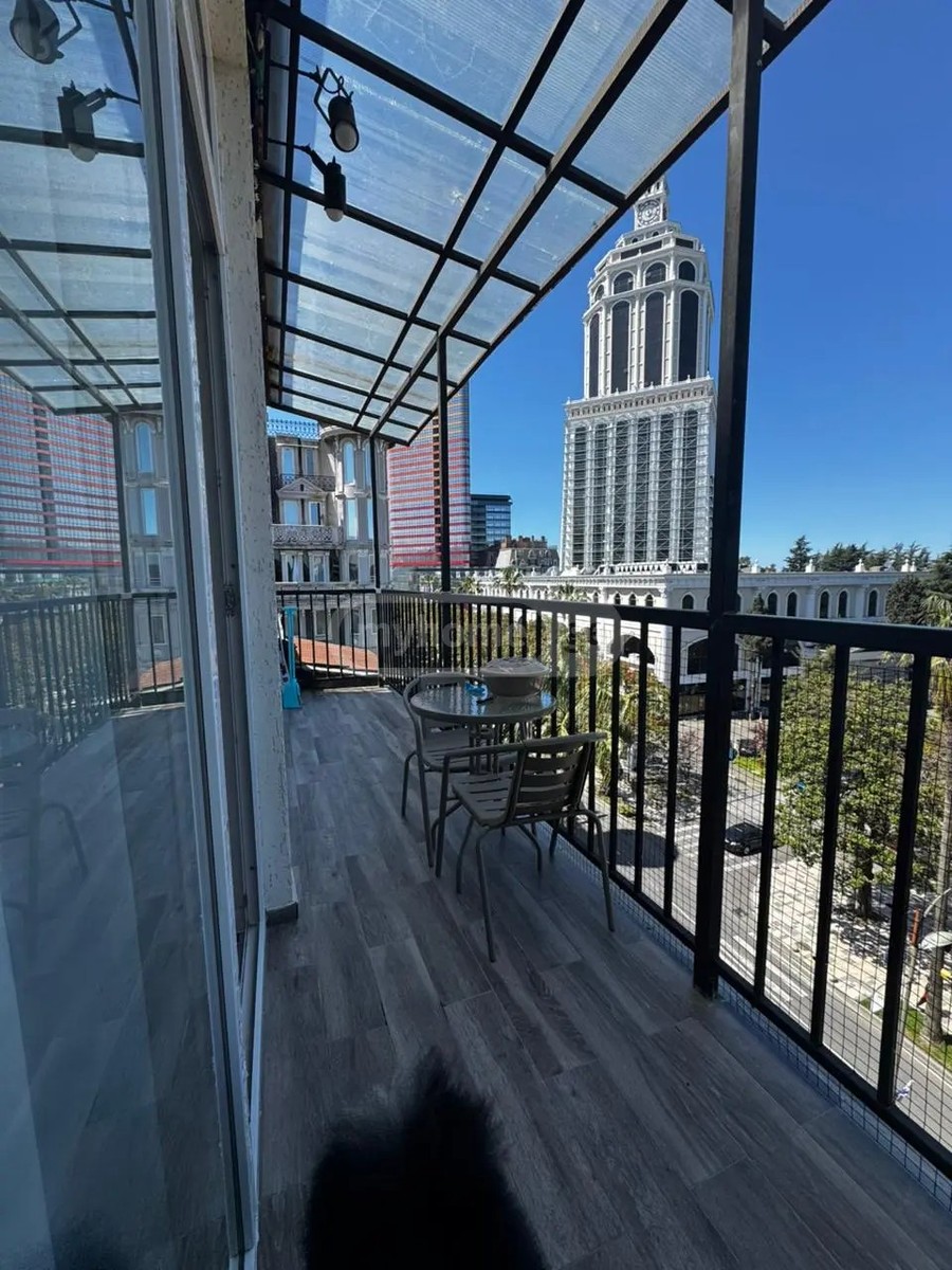 ვაჟა-ფშაველას ქ. 5 - 5 rooms