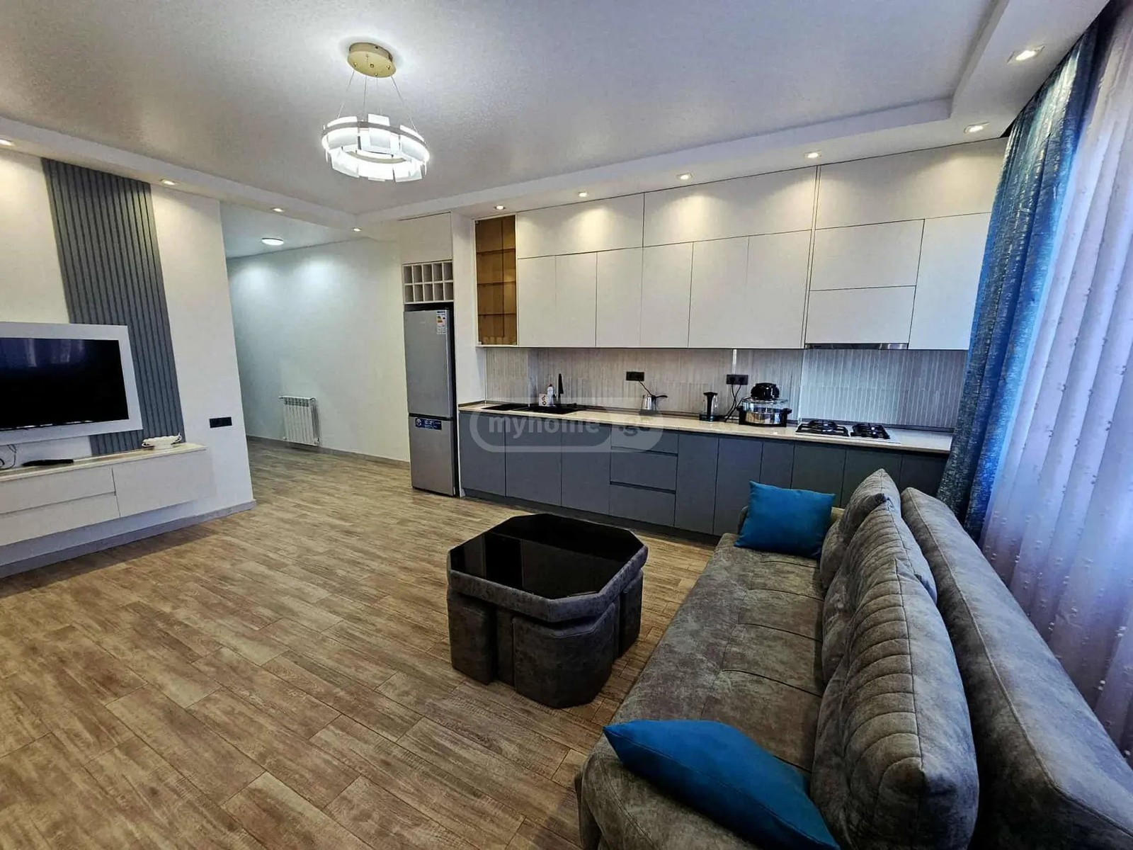 ანგისის II ჩიხი 10 - 3 rooms