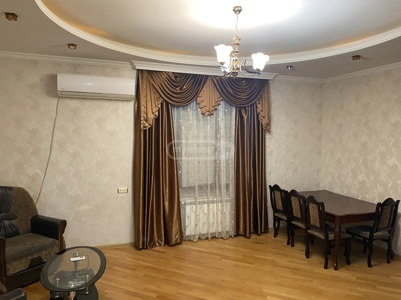 გაპონოვი ბ. ქ. 42 - 7 rooms