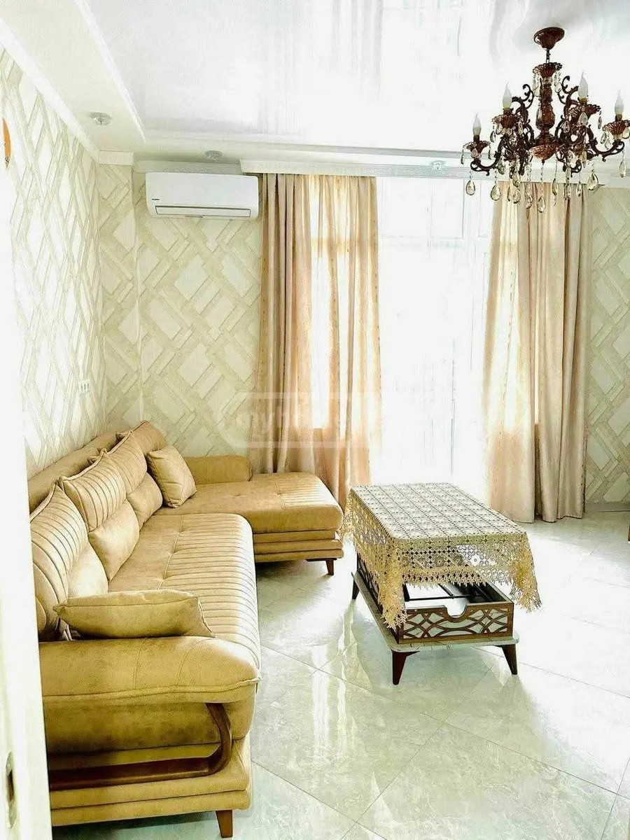 ანგისის ქ.  - 3 rooms