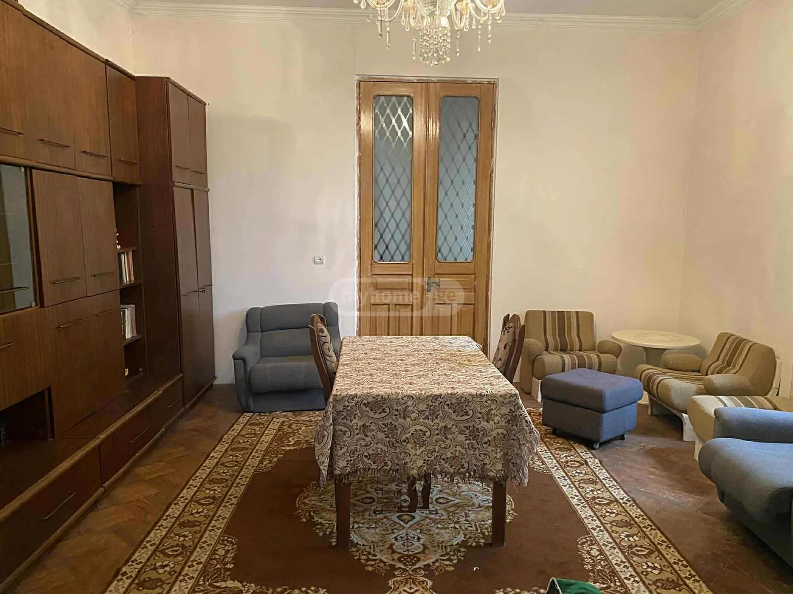 წმინდა სამების ქ.  - 5 rooms