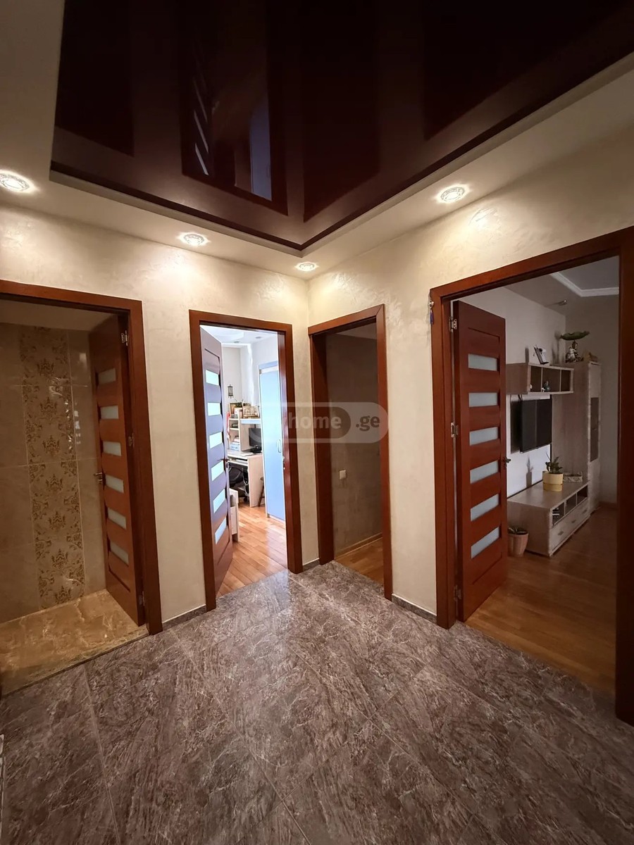 ხიმშიაშვილი შ. ქ.  - 3 rooms