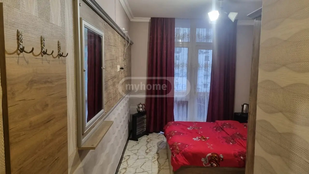 აღმაშენებლის ქ. 1 - 1 rooms