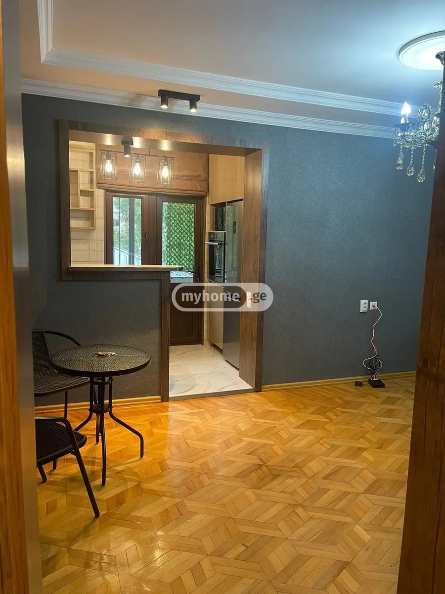 ბუხაიძის ქ.  - 3 rooms