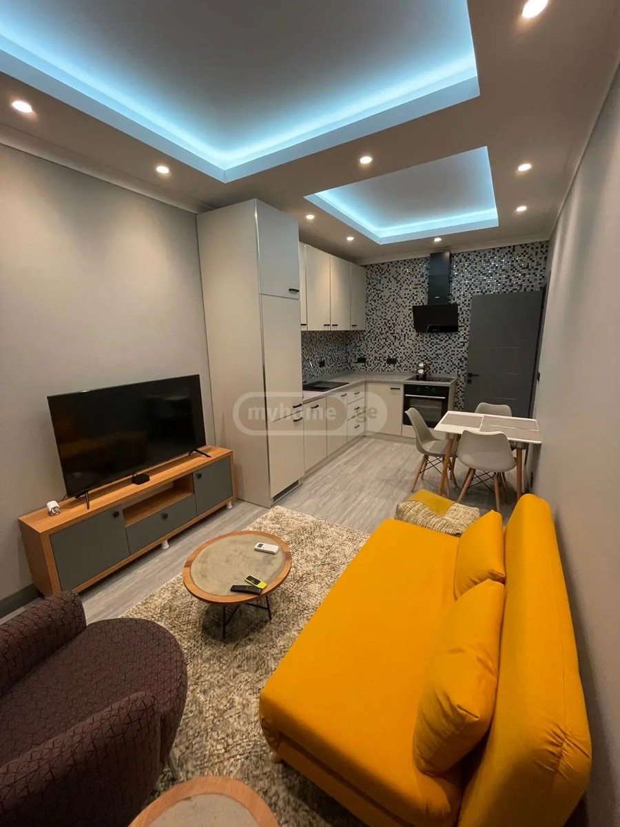 ლეხ და მარია კაჩინსკების ქუჩა 1 - 2 rooms