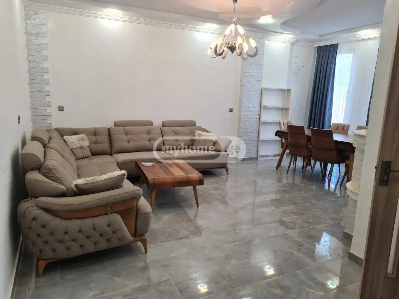 ფრიდონ ხალვაშის გამზ. 364, ბათუმი, საქართველო - 3 rooms