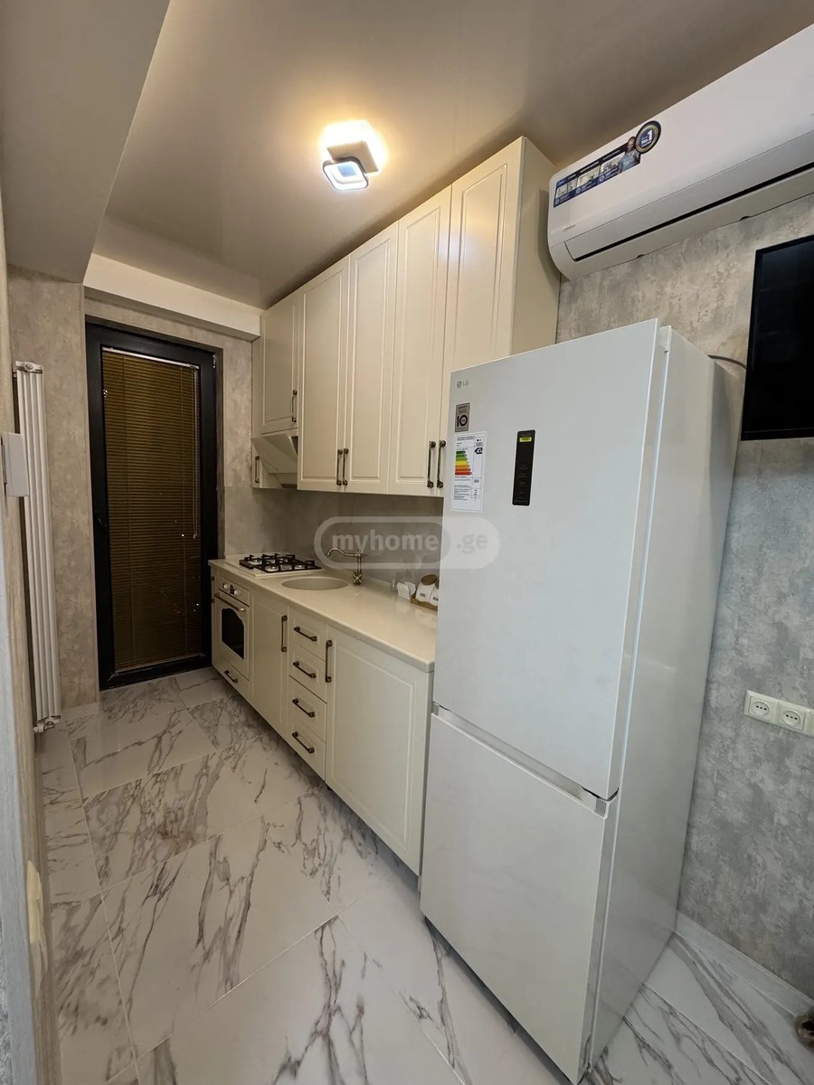 აღმაშენებლის გამზ. 132 - 2 rooms