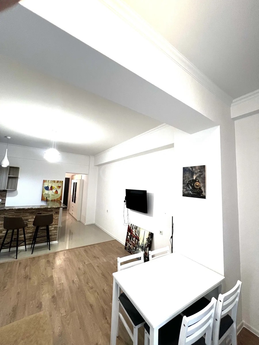 პოლიტკოვსკაია ა. ქ. (ჯიქია) 47 - 3 rooms