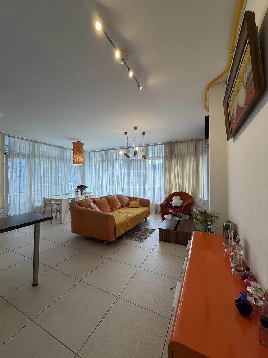 რუსთაველის ქ.  - 3 rooms