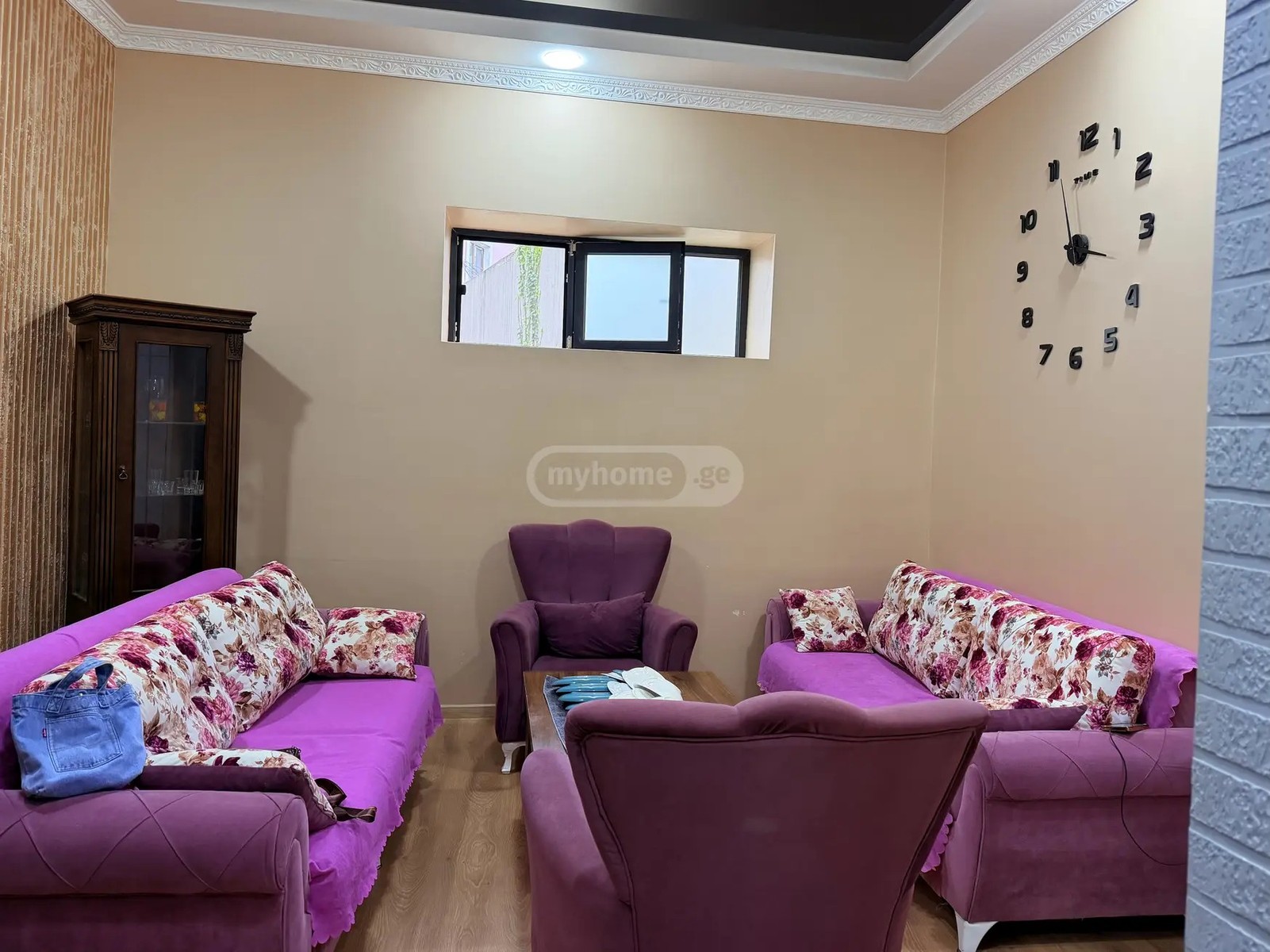 კომახიძე რ. ქ. 4 - 4 rooms