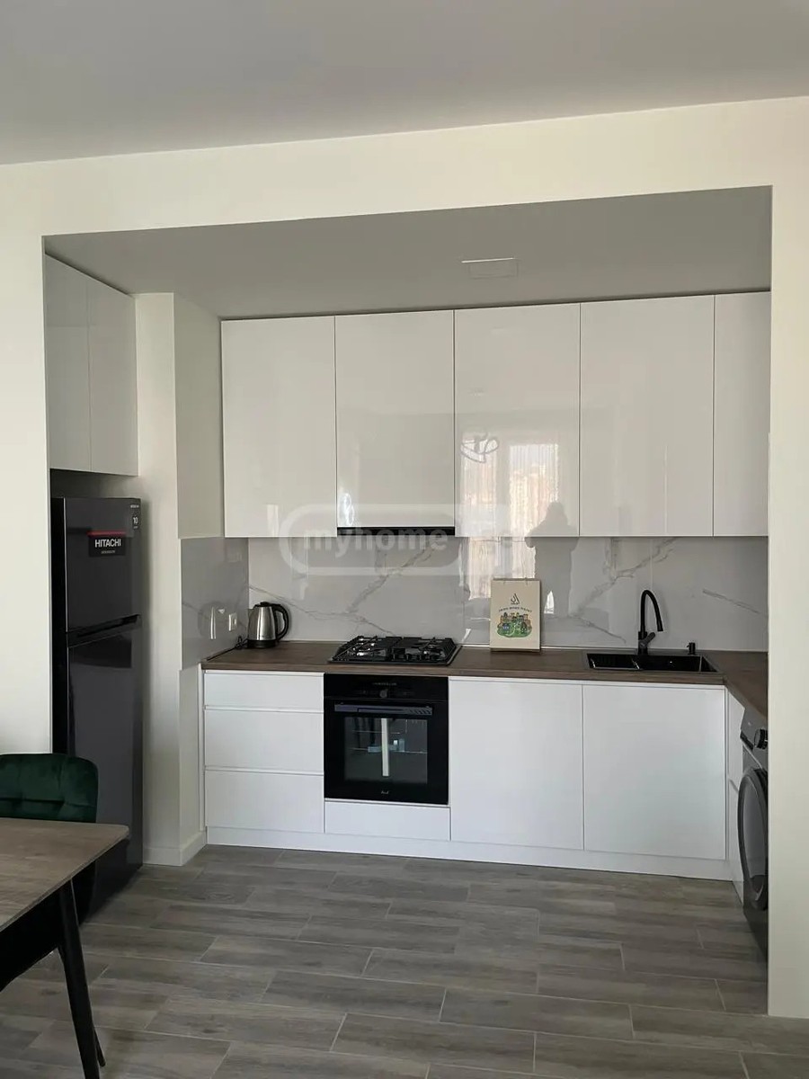 გაზაფხულის ქ.  - 3 rooms