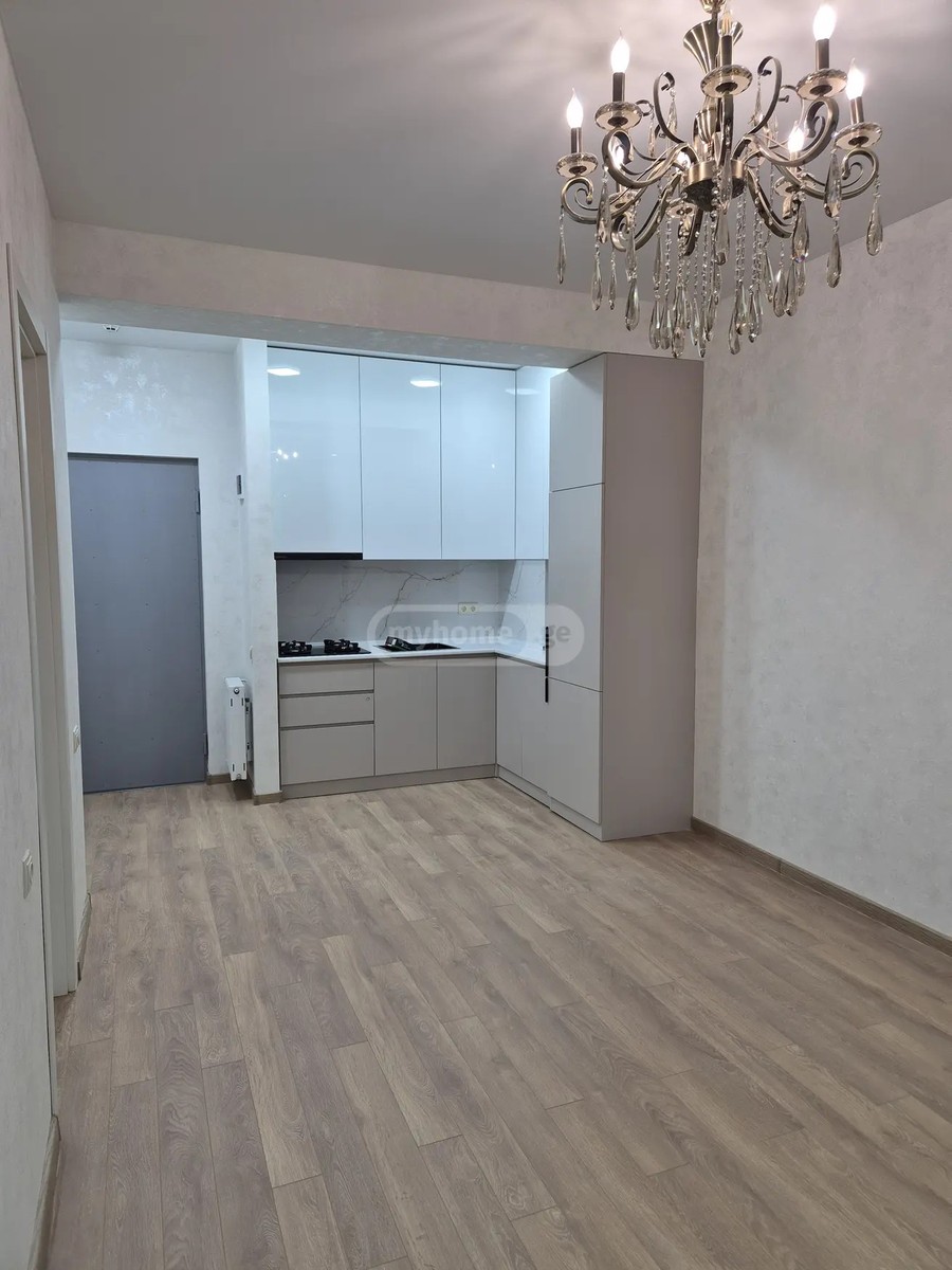 დავარის ქ. 38 - 3 rooms