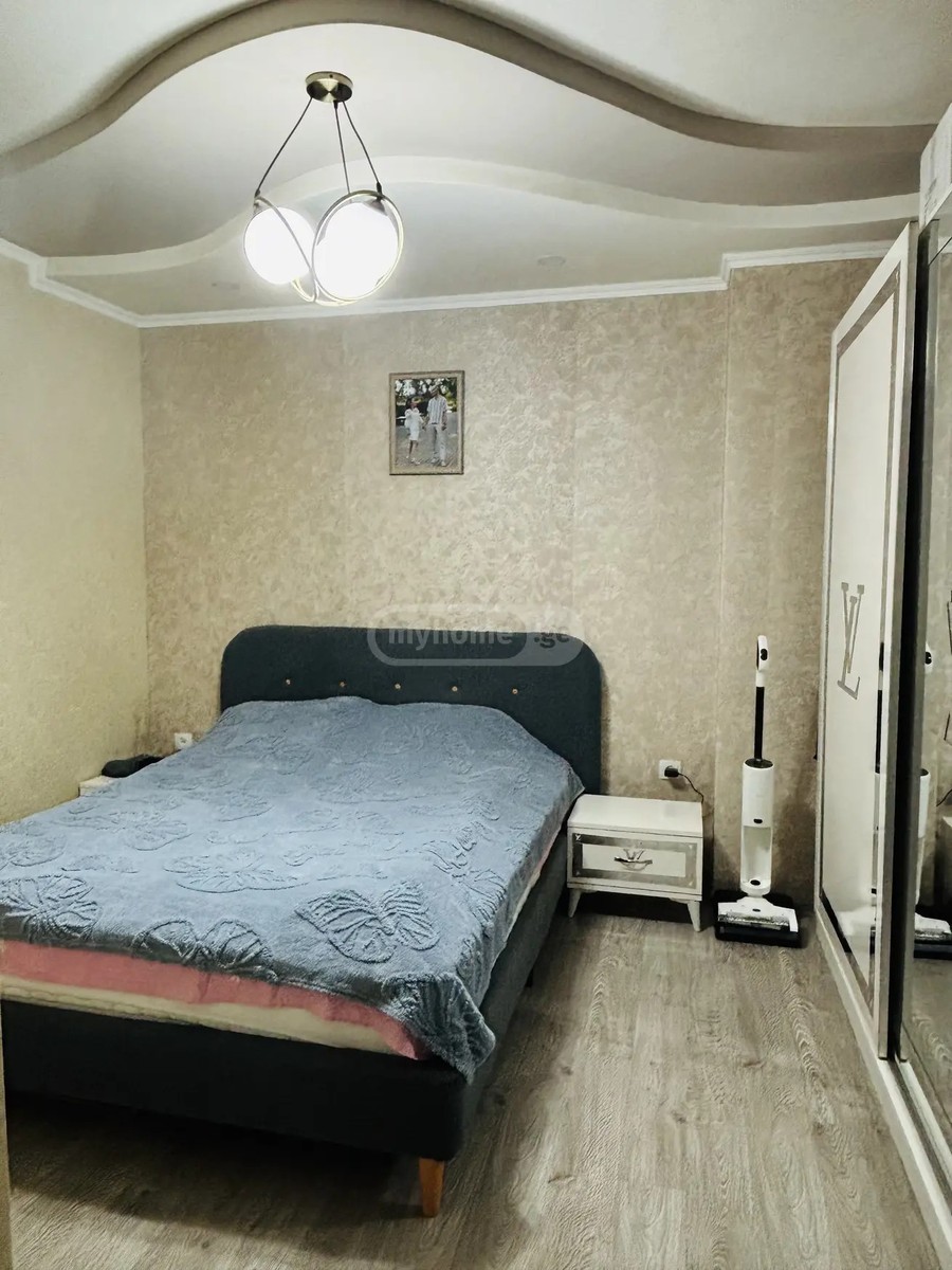 ანგისის ქ. 13 - 3 rooms